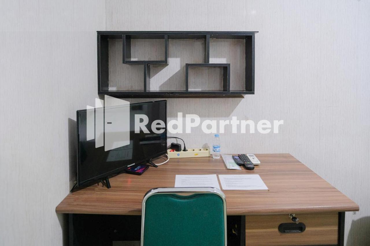 Pondok Hijau Syariah Mitra Reddoorz At Citraland Сурабая Экстерьер фото